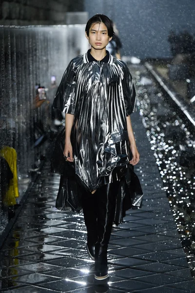 Look 23